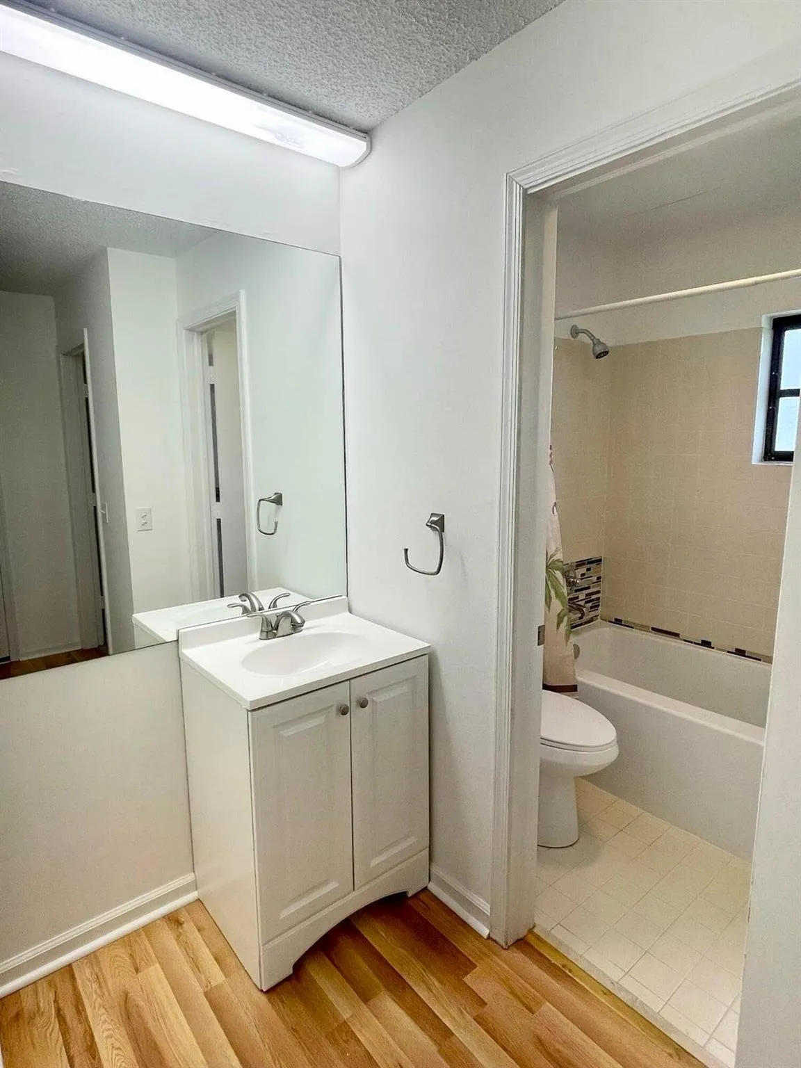 4961 Dovewood Road, #B