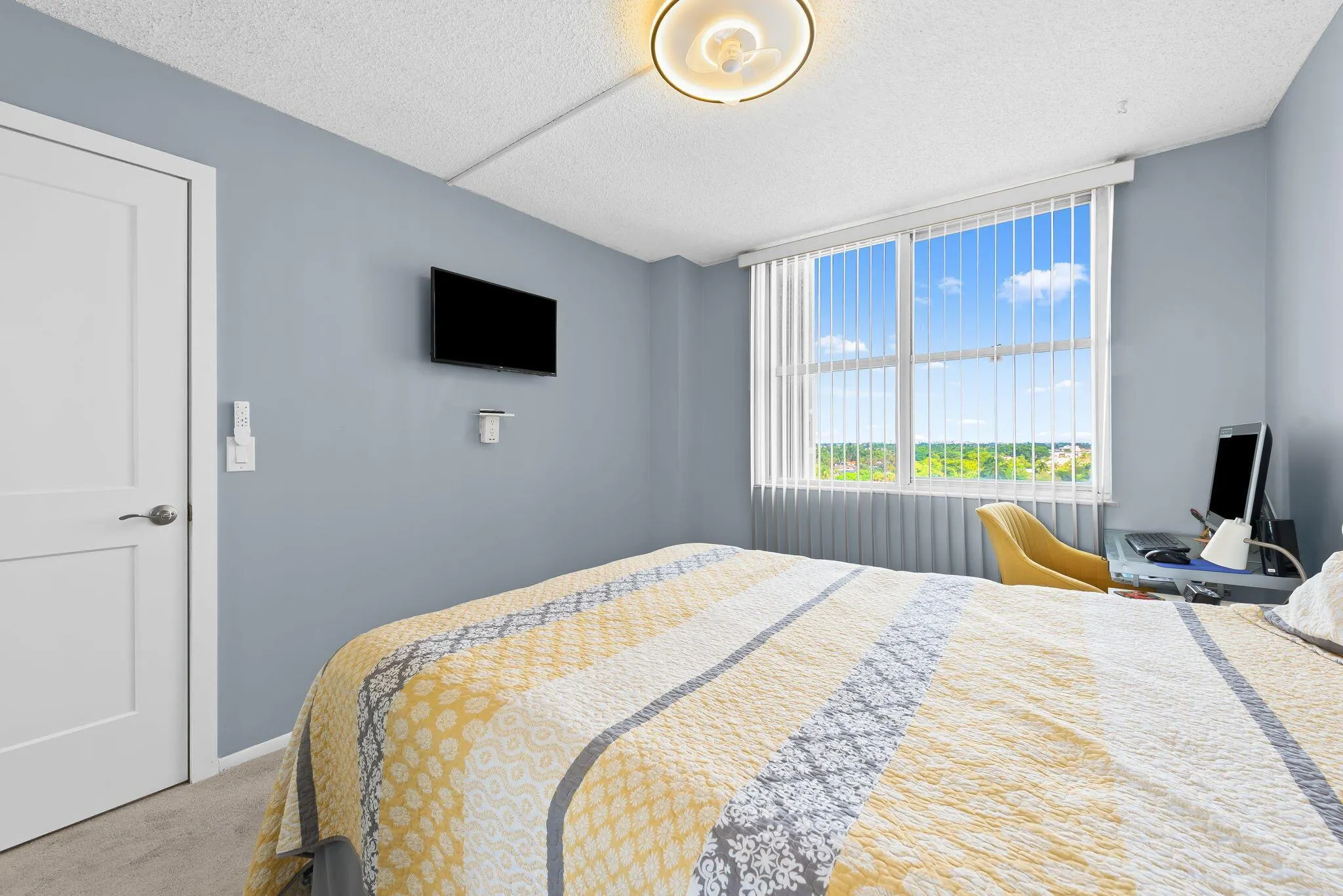 2000 S Ocean Boulevard, #7n