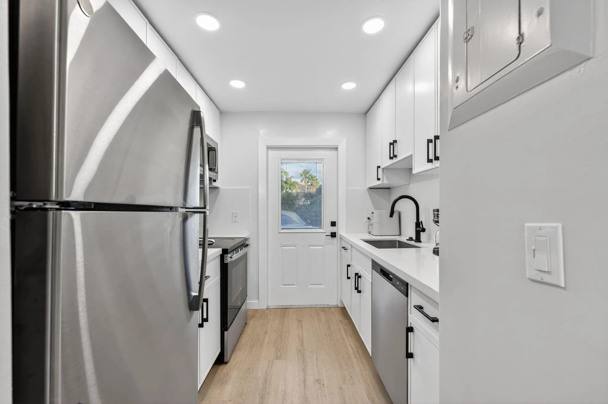 800 Tropic Isle Drive, #B