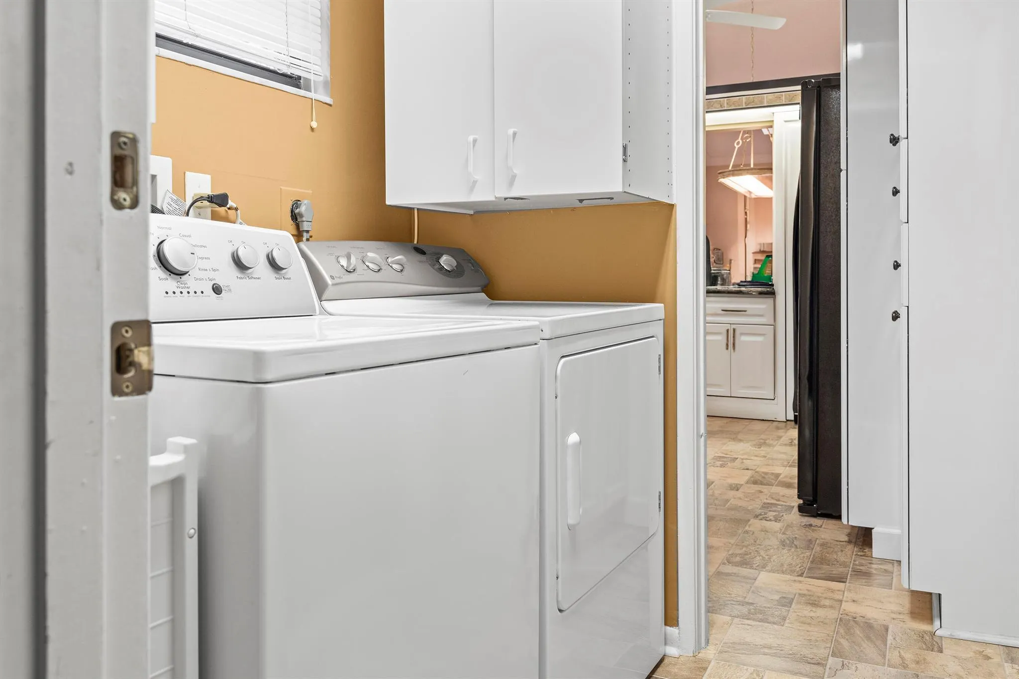 6067 Kings Gate Circle