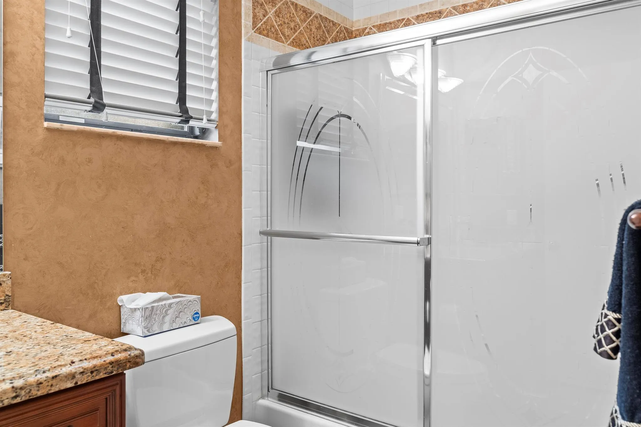 6067 Kings Gate Circle