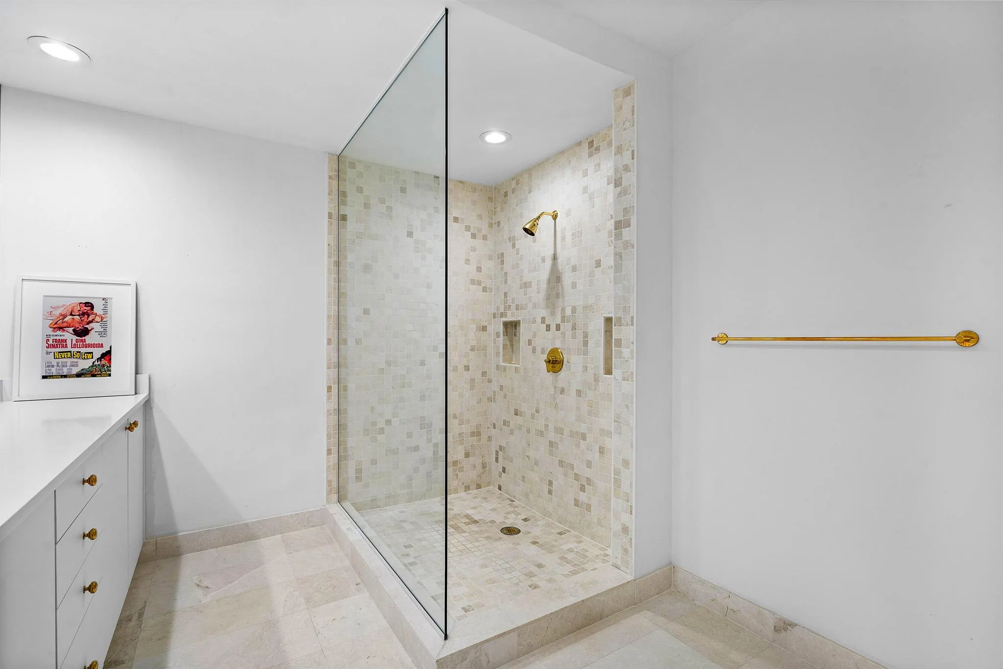 801 S Olive Avenue, #1001