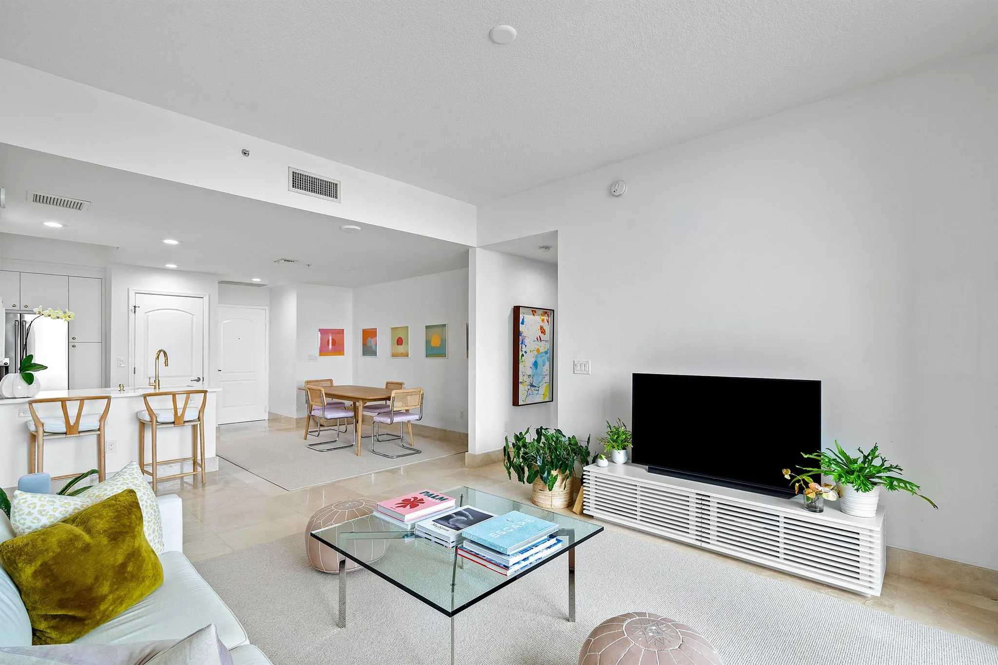 801 S Olive Avenue, #1001