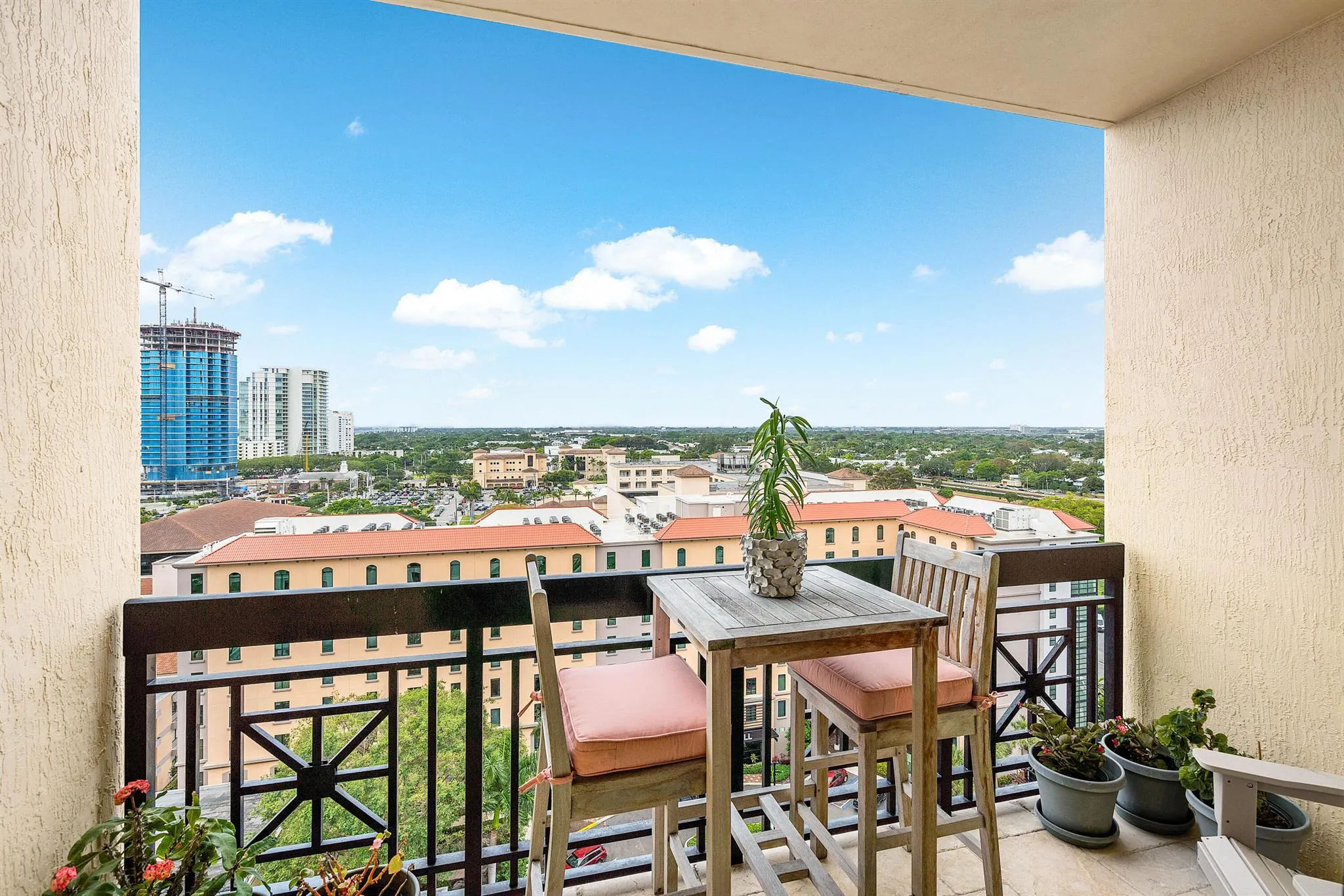 801 S Olive Avenue, #1001