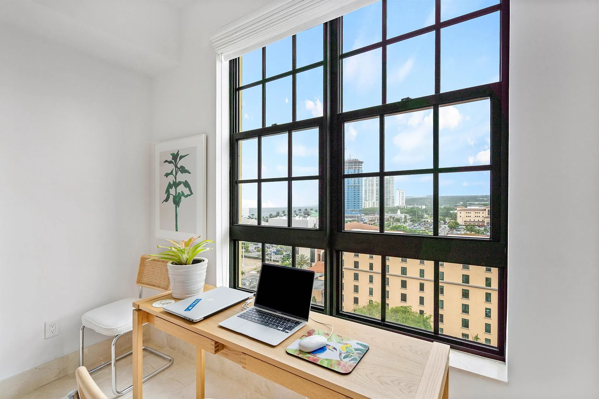 801 S Olive Avenue, #1001