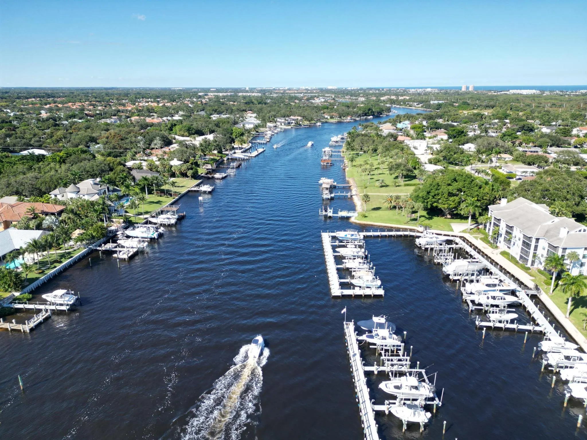 621 Bay Colony Drive S