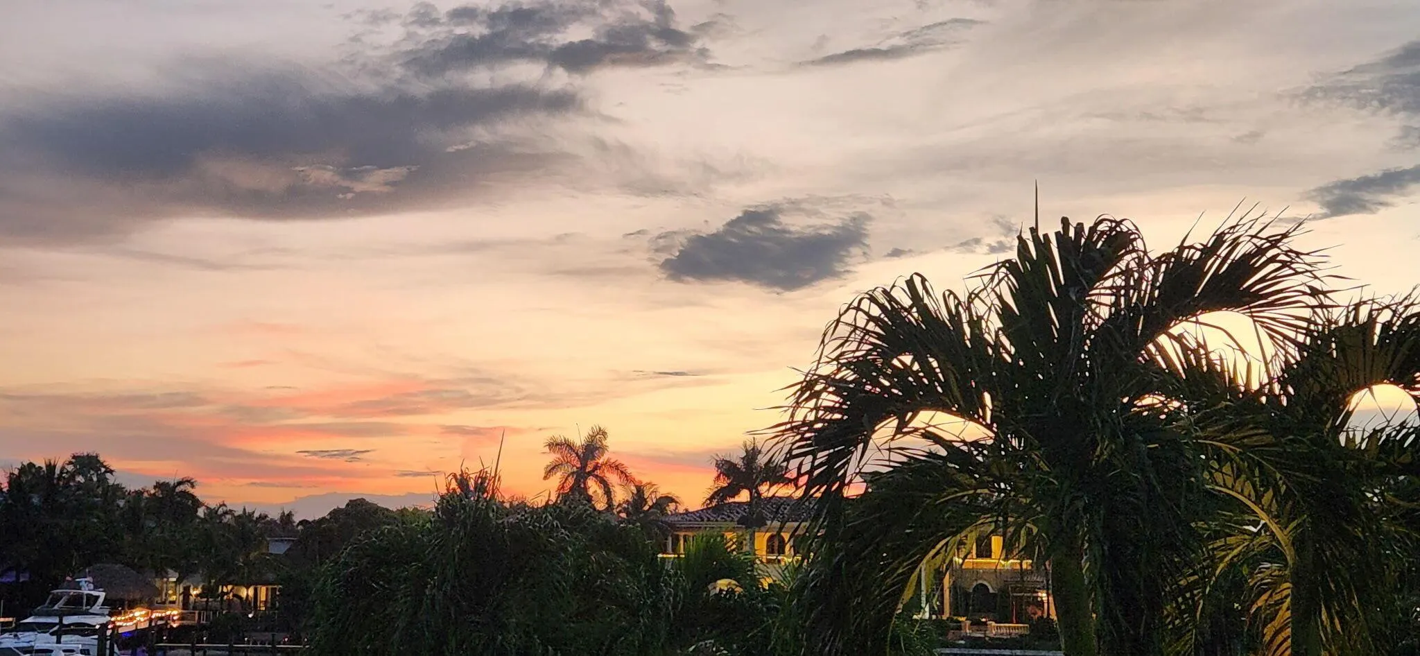 621 Bay Colony Drive S