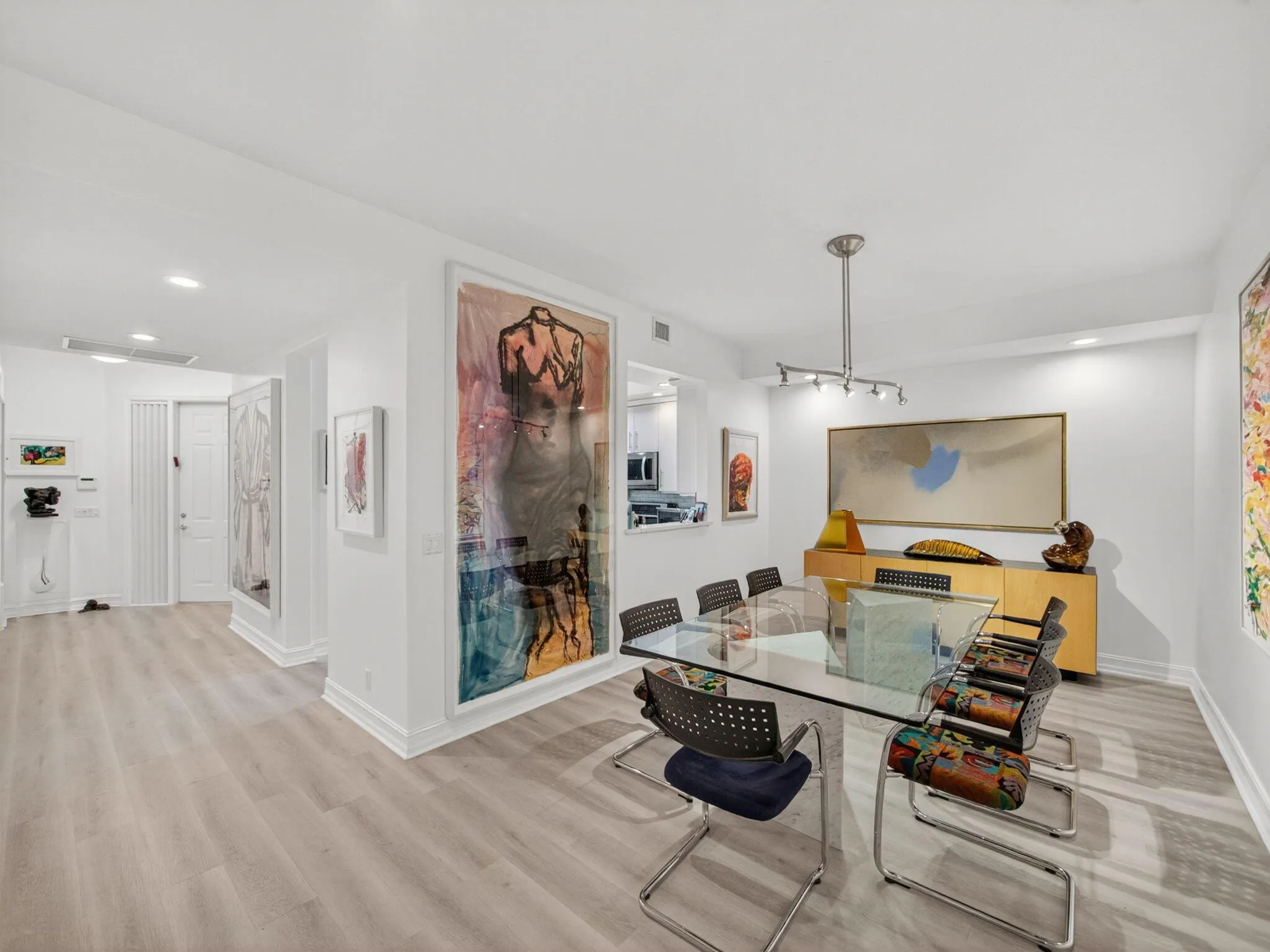 118 Palm Point Circle, #B