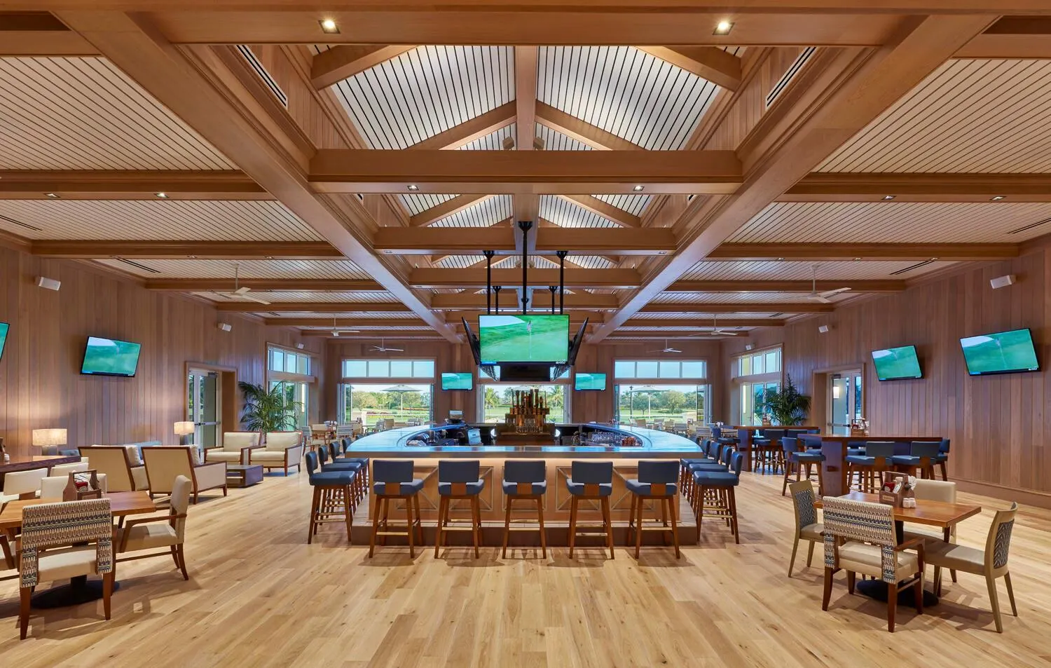 118 Palm Point Circle, #B