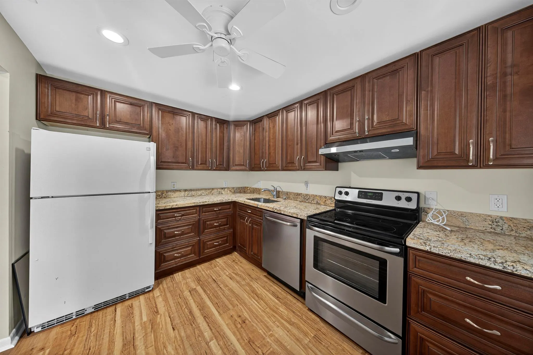 9187 Norte Lago, #5i