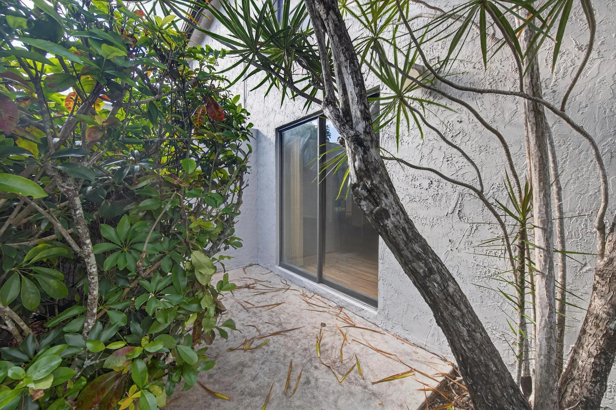 9187 Norte Lago, #5i