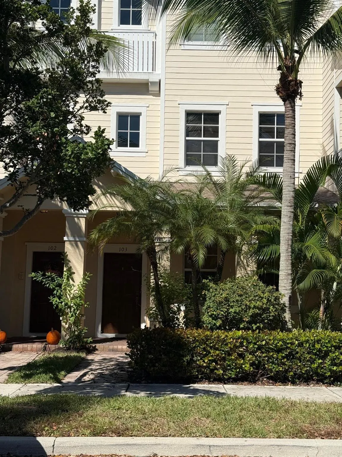 105 E Pigeon Plum Drive, #103