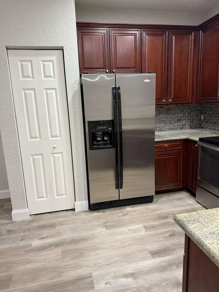 105 E Pigeon Plum Drive, #103