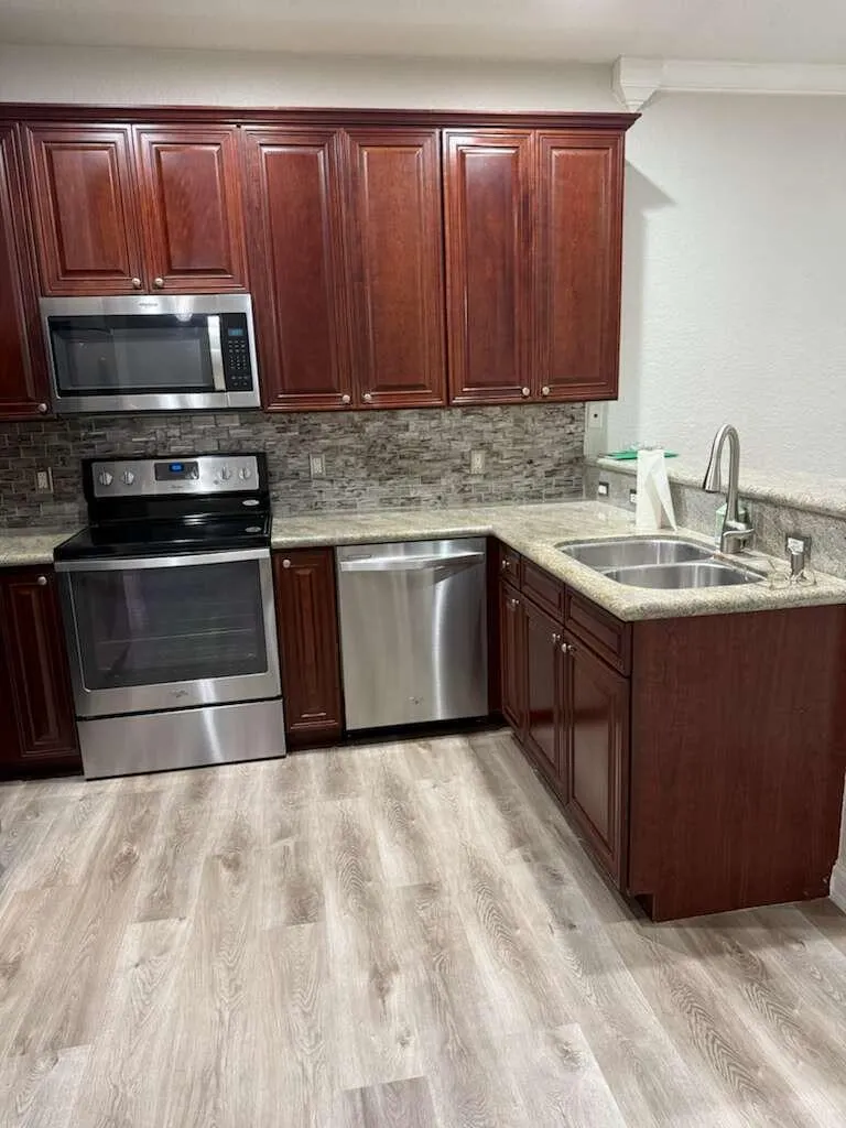 105 E Pigeon Plum Drive, #103