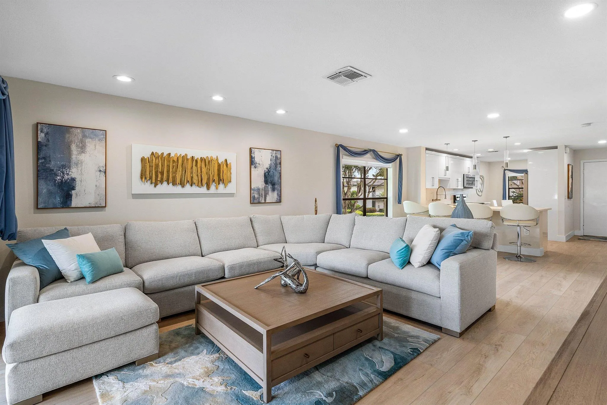 35 Southport Lane, #H