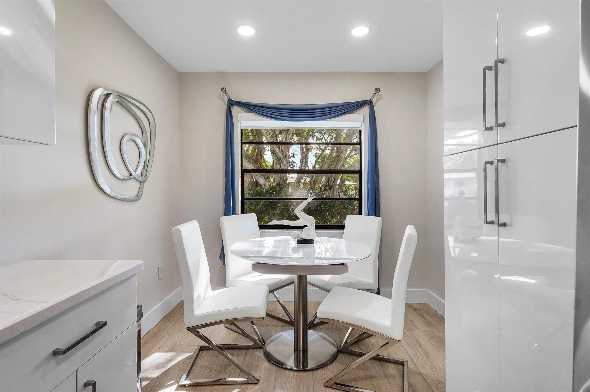 35 Southport Lane, #H