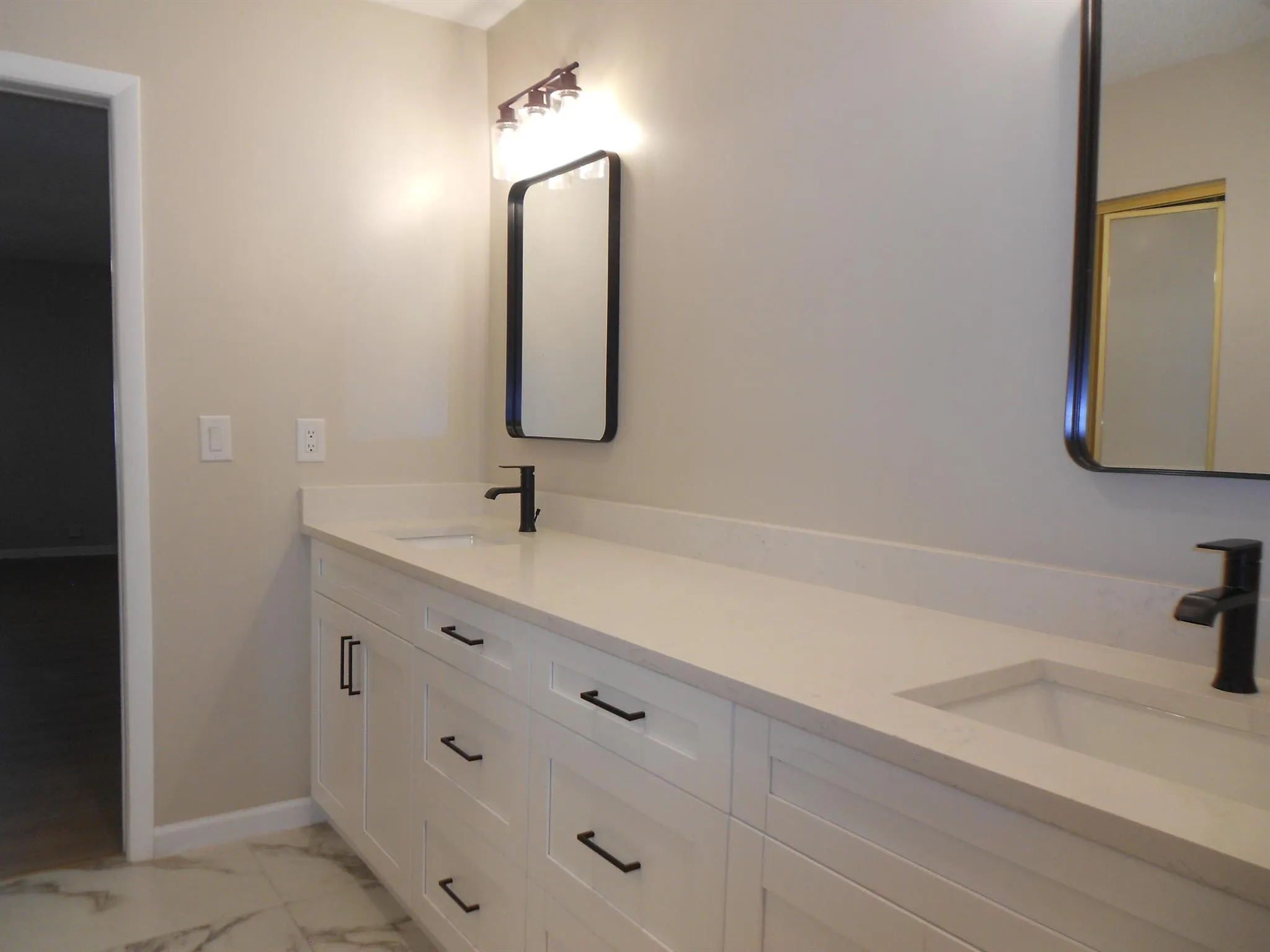 13809 Royal Palm Court, #B