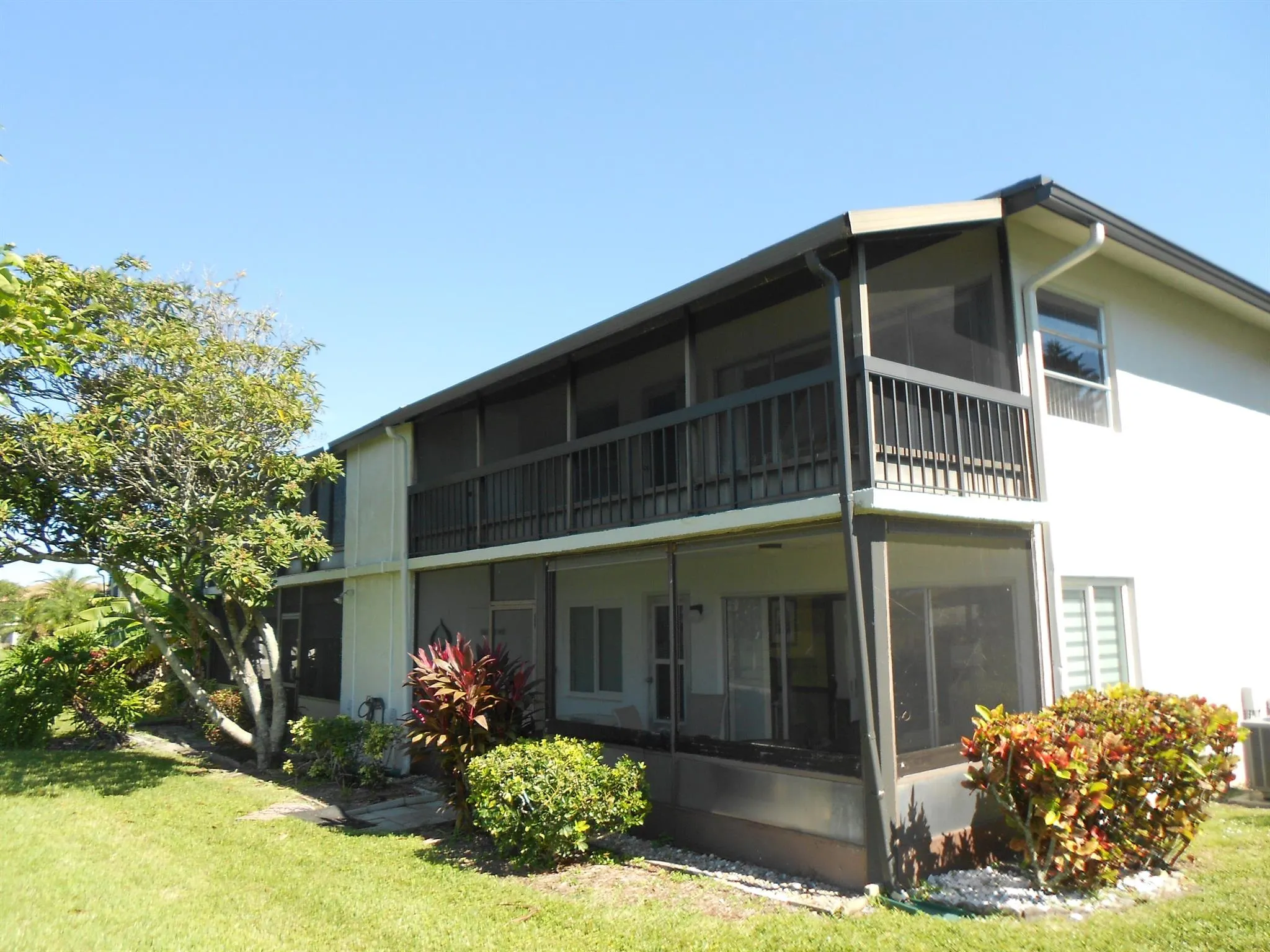 13809 Royal Palm Court, #B