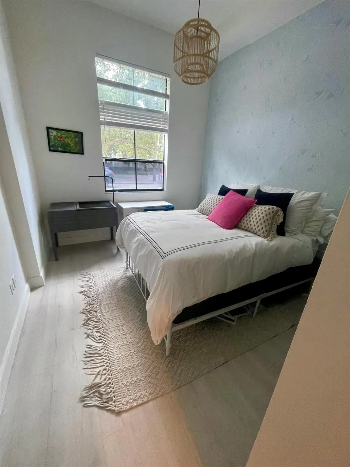 600 S Dixie Highway, #123