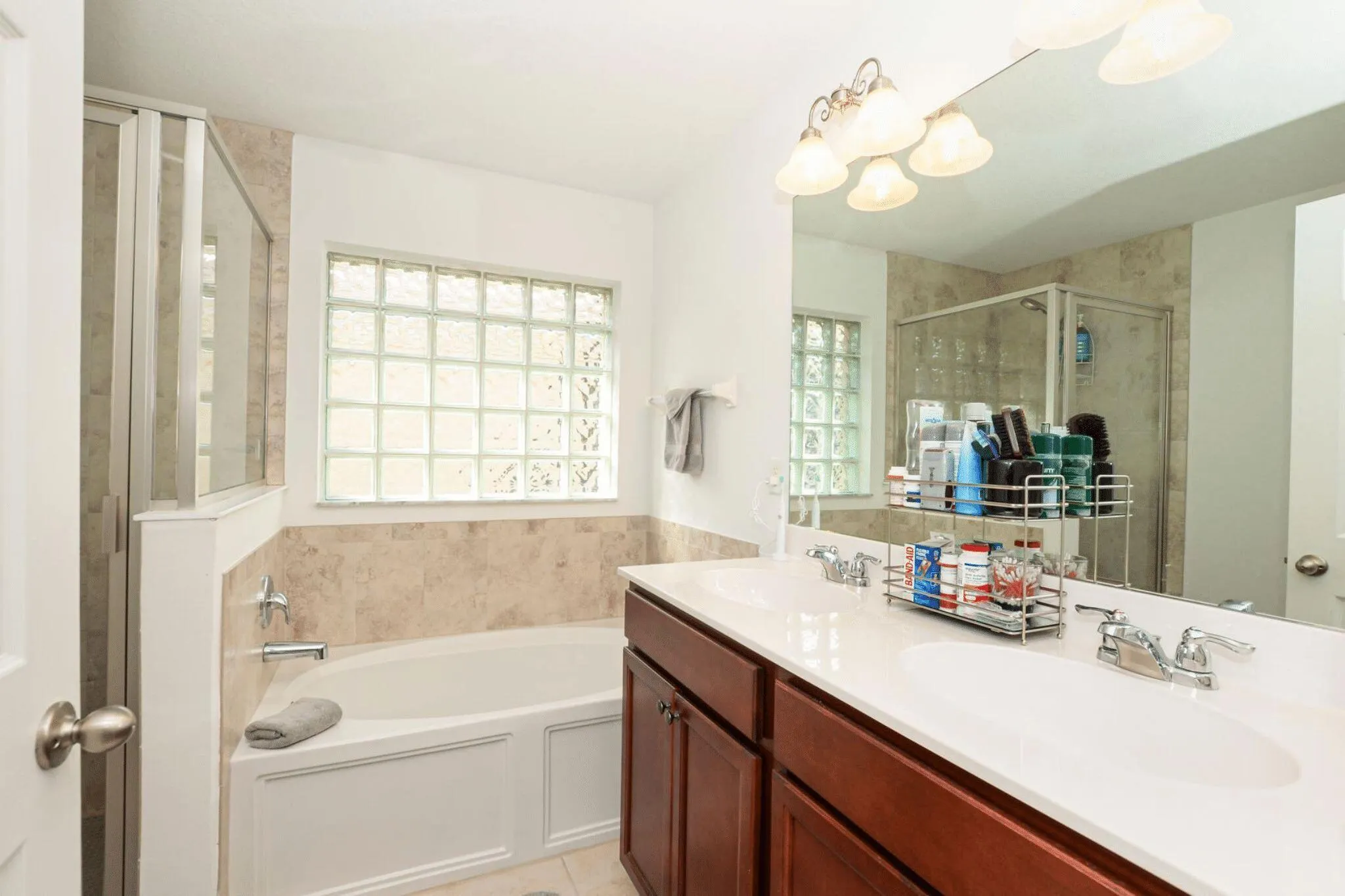 9756 Palm Breezes Drive