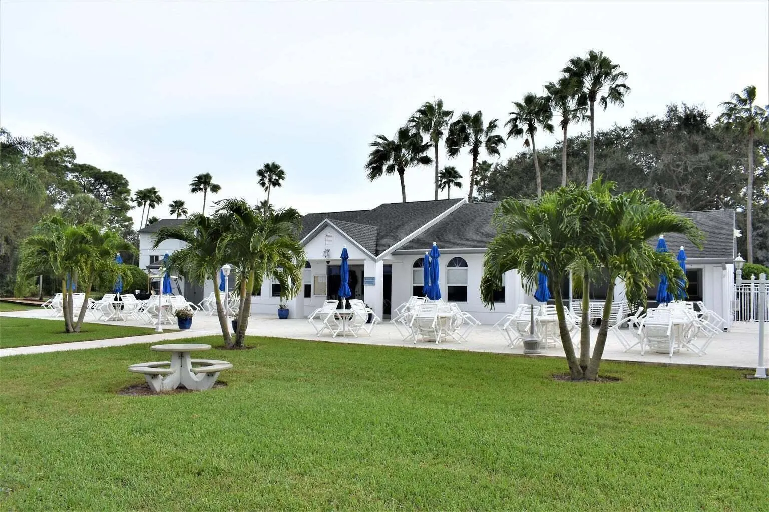 2502 SE Anchorage Cove, #3