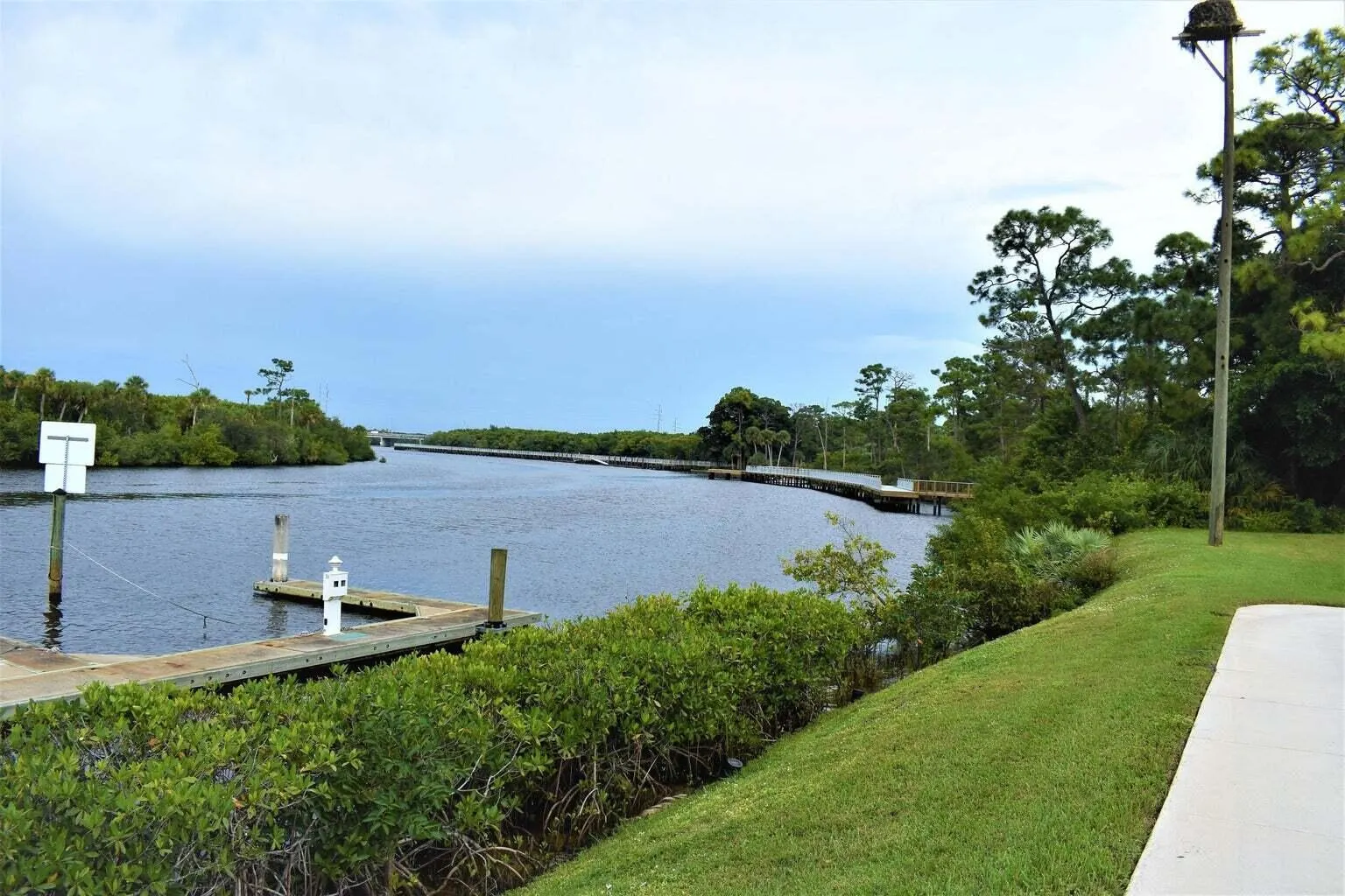 2502 SE Anchorage Cove, #3