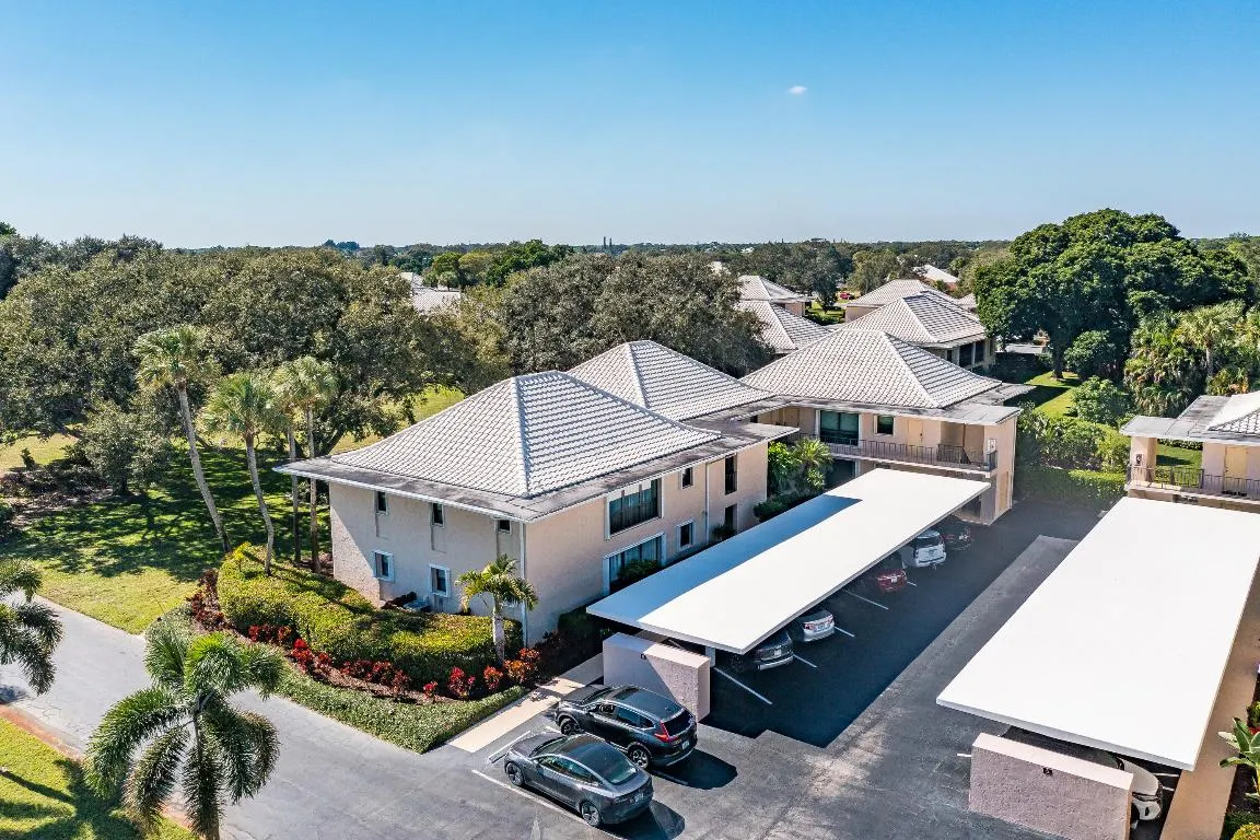 6 Concourse Drive #A