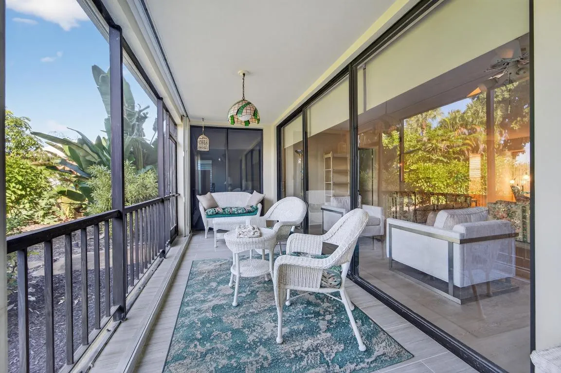 6 Concourse Drive #A