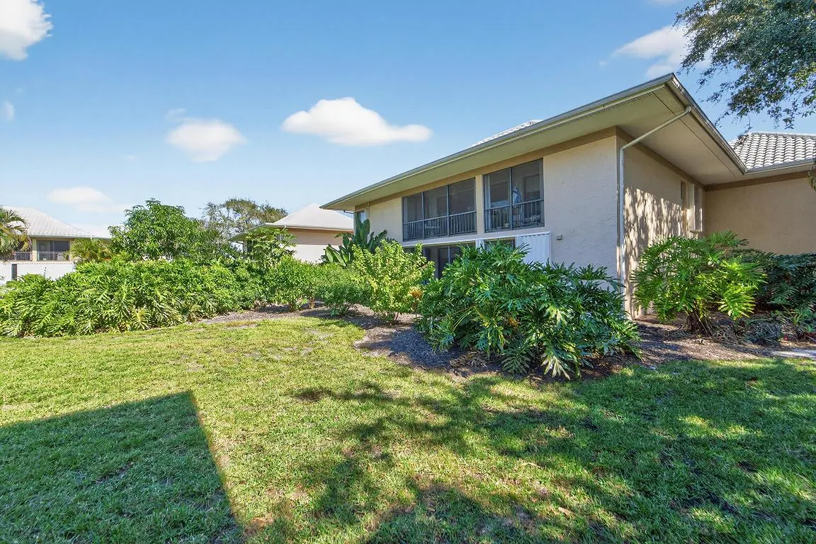 6 Concourse Drive #A