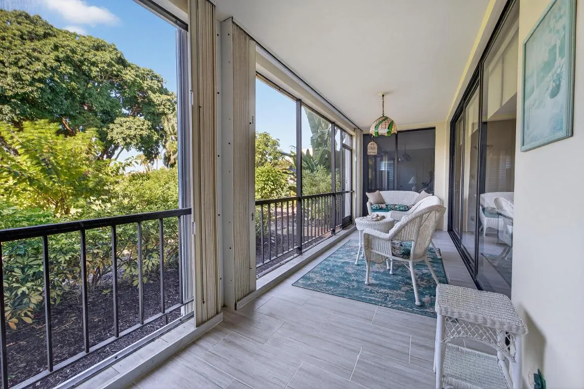 6 Concourse Drive #A