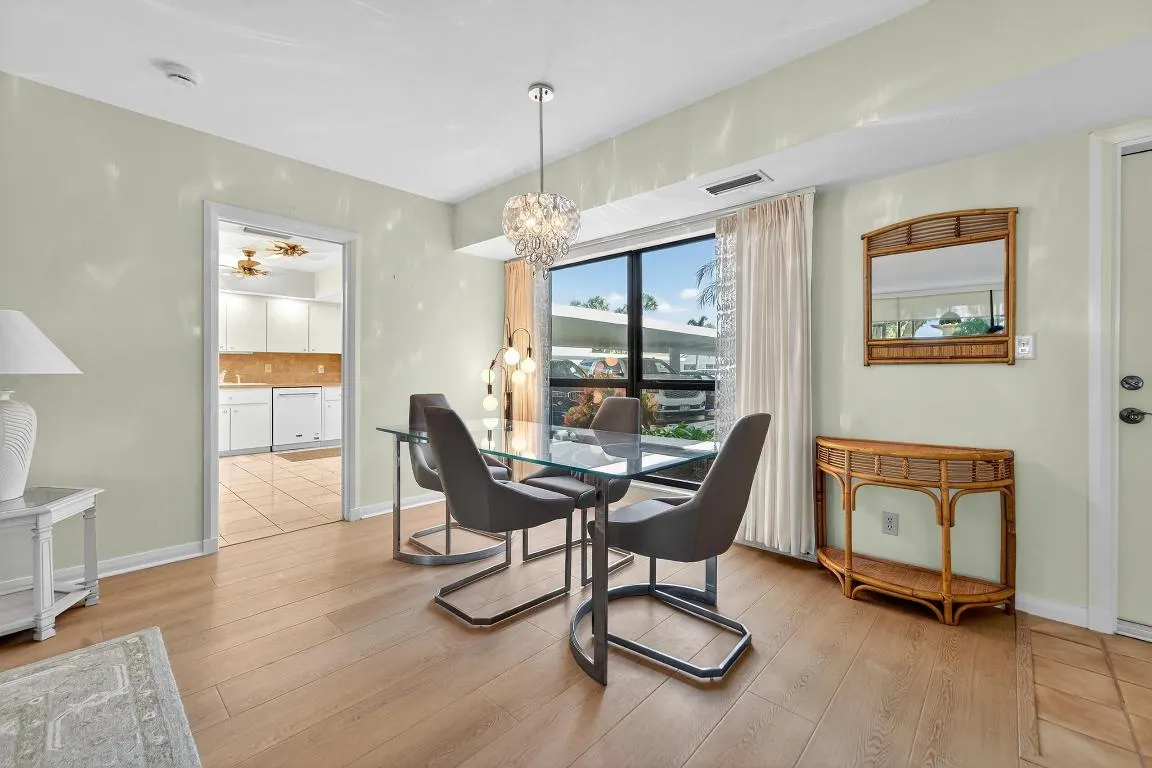 6 Concourse Drive #A
