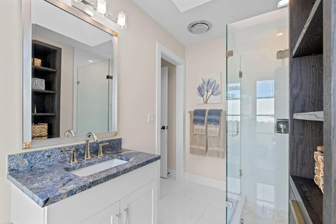 2211 Las Casitas Drive