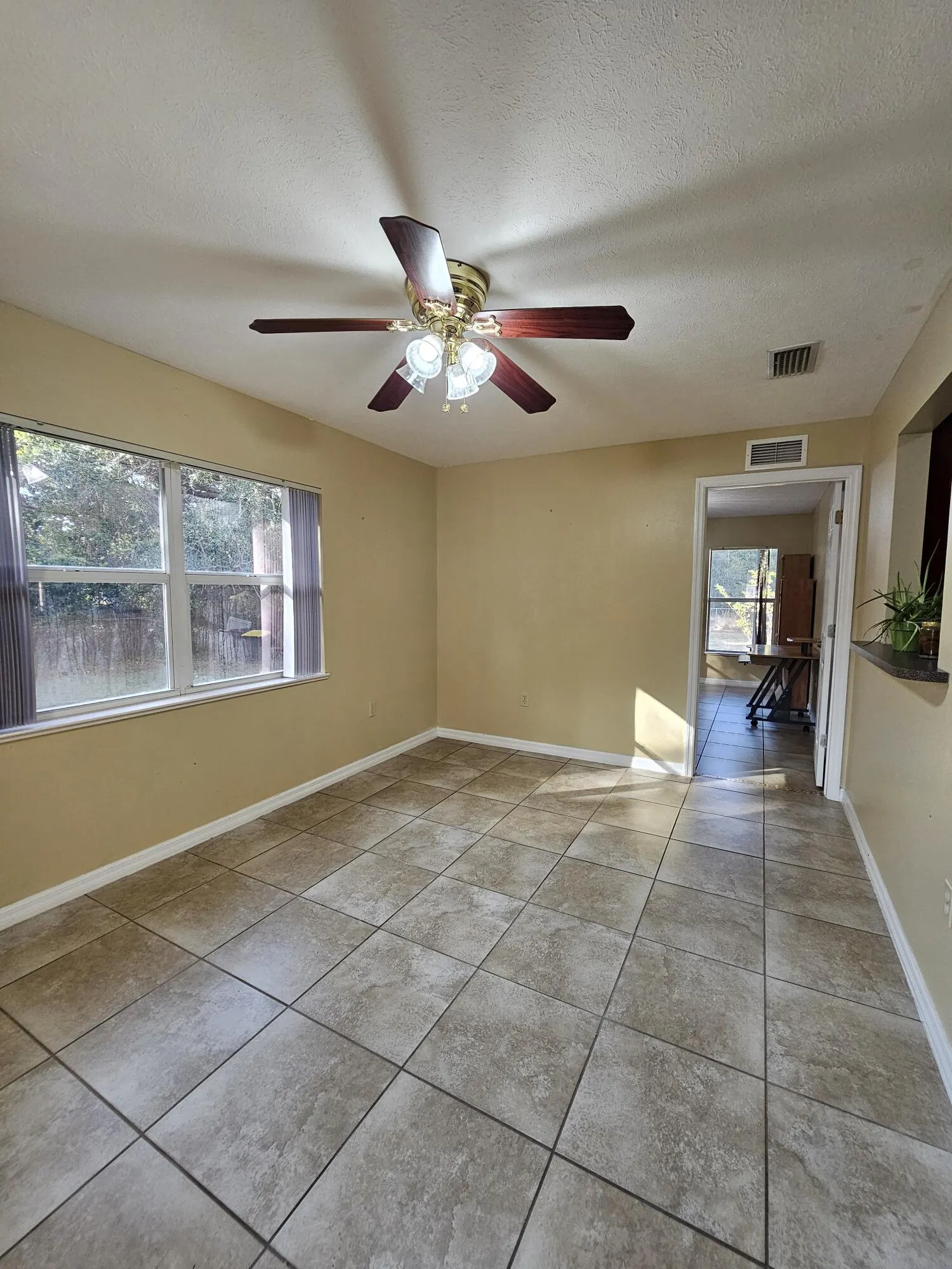 1514 Summer Road