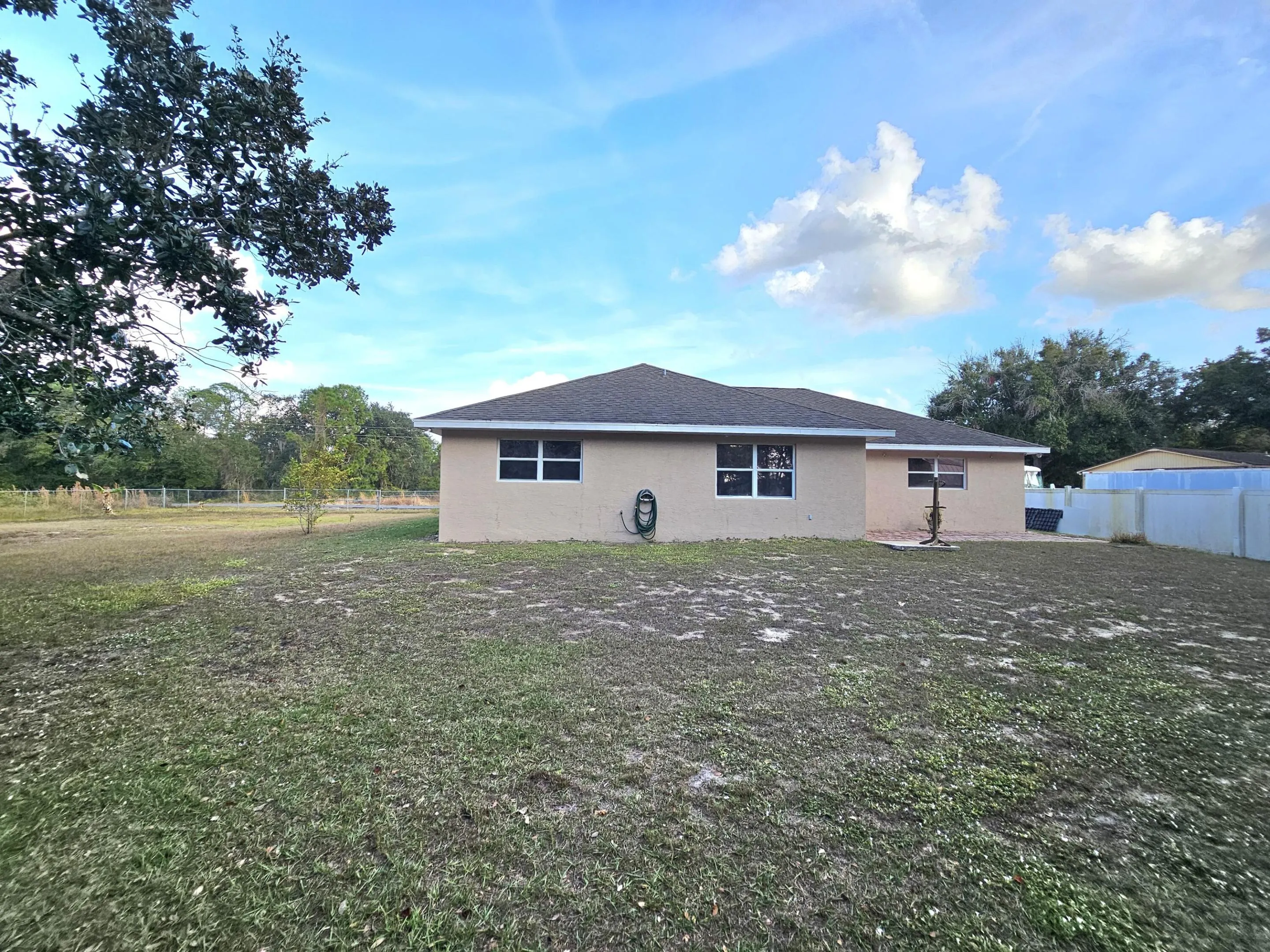 1514 Summer Road