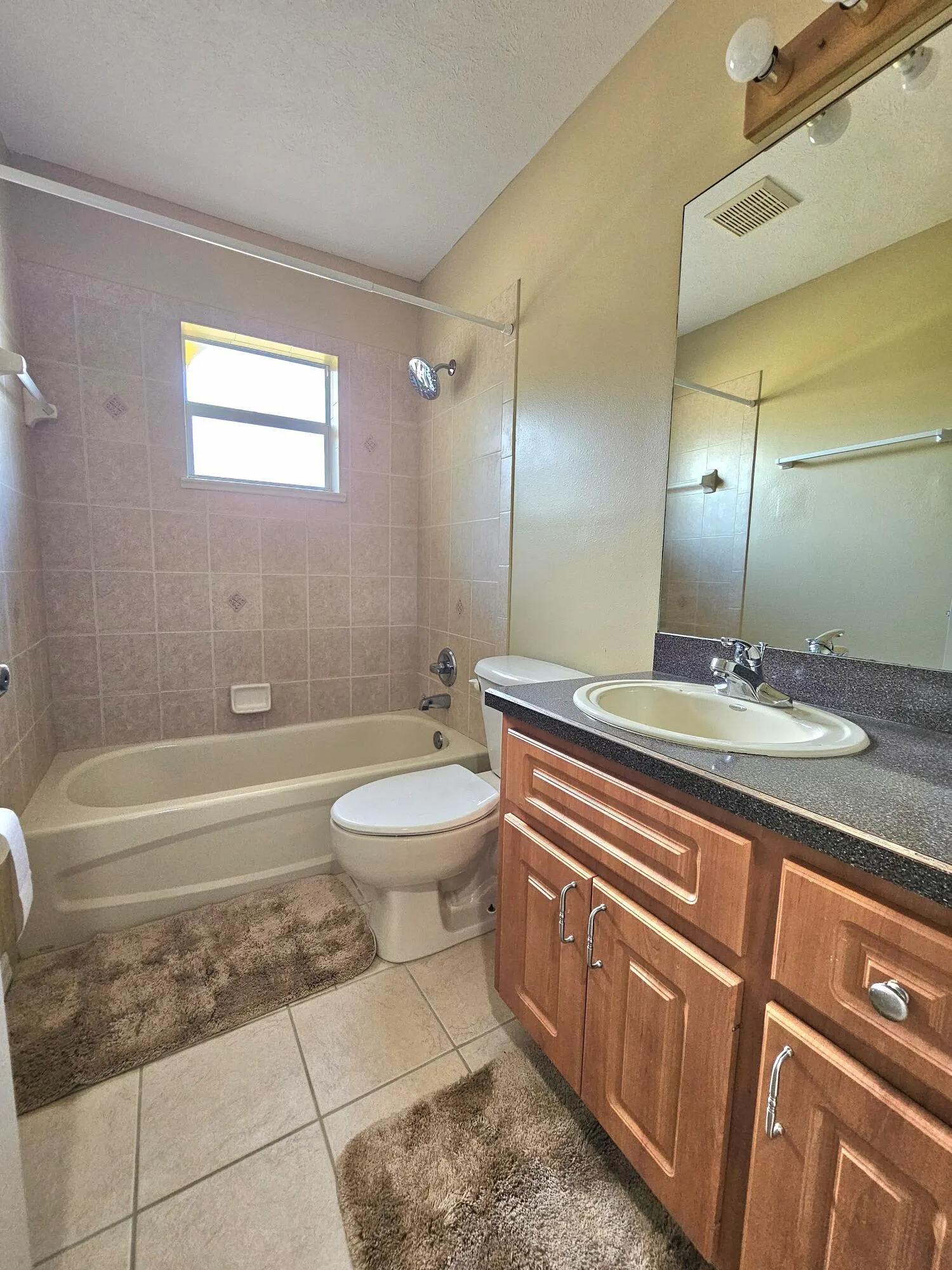 1514 Summer Road