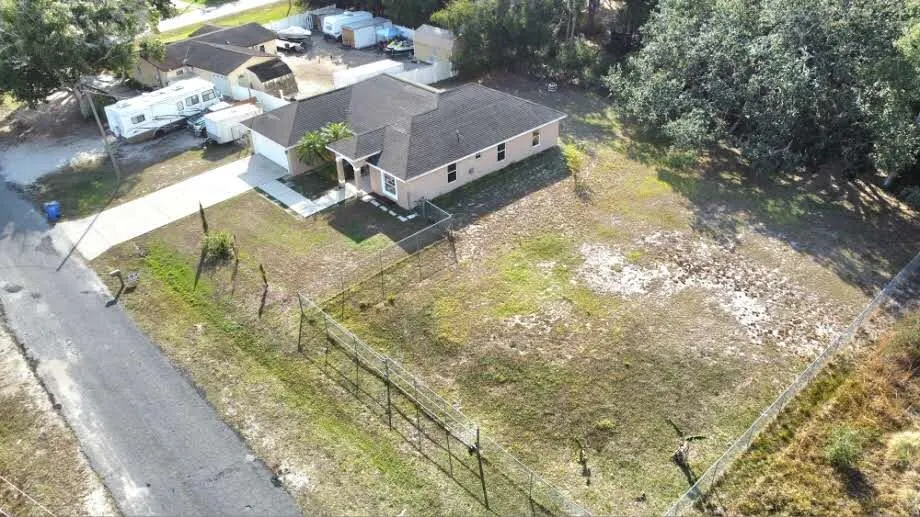 1514 Summer Road