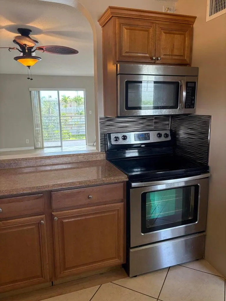 2770 S Garden Drive #304