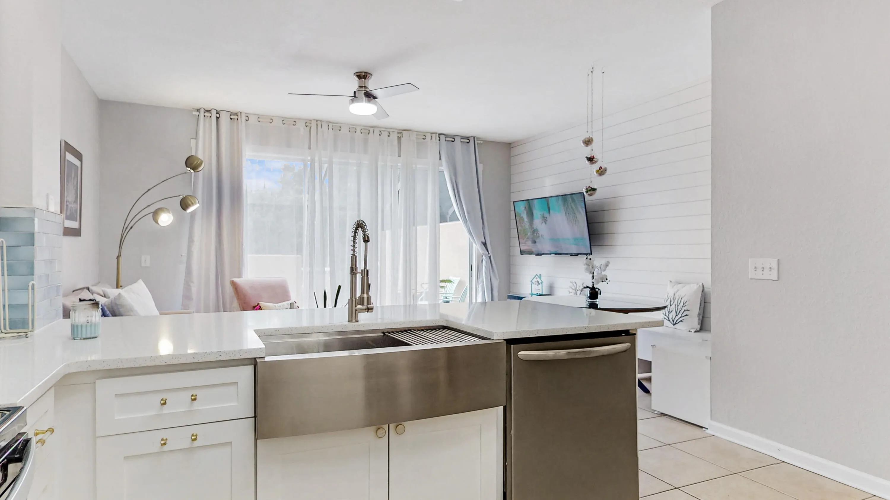 7650 Sir Kaufmann Court