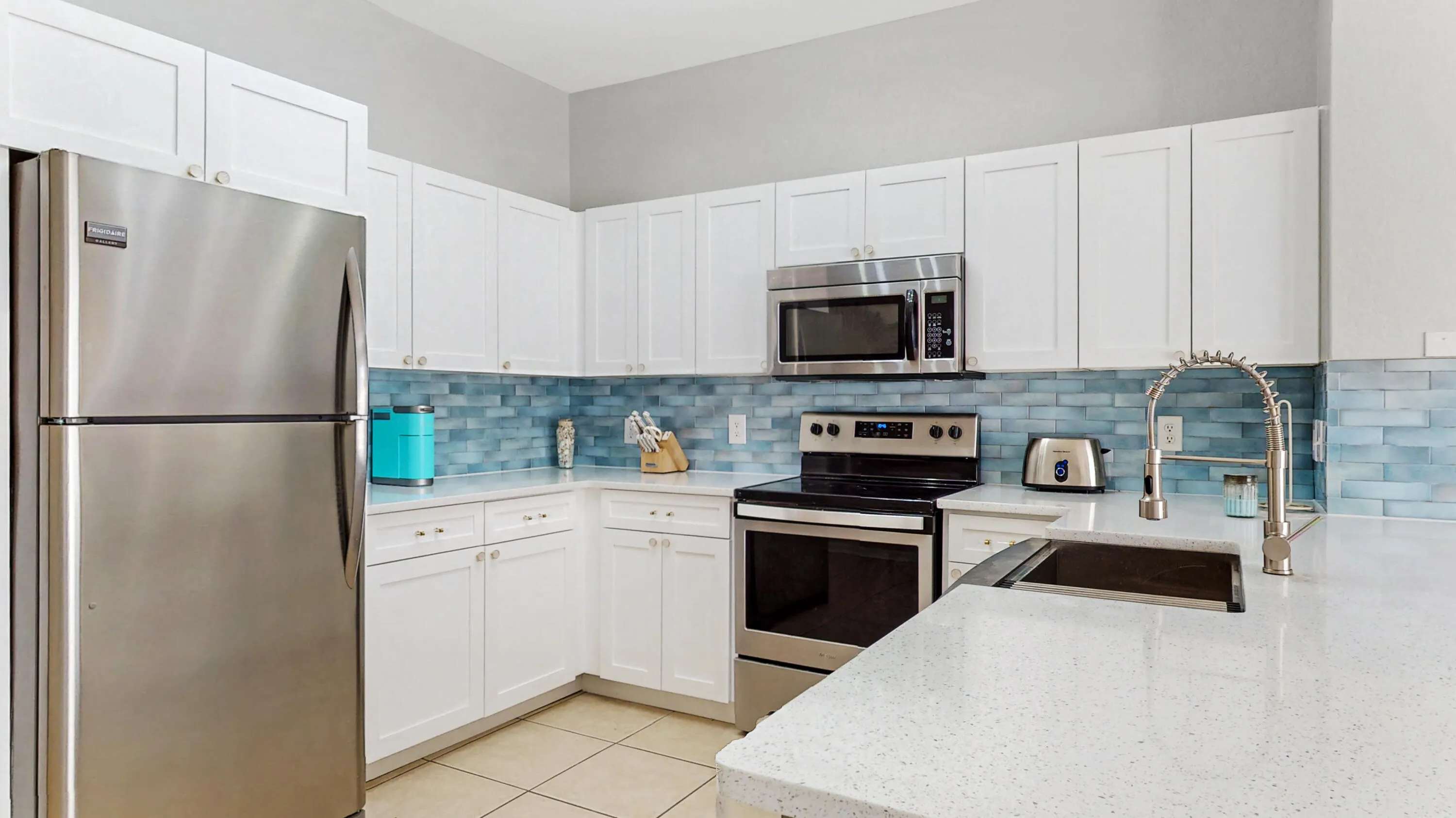 7650 Sir Kaufmann Court