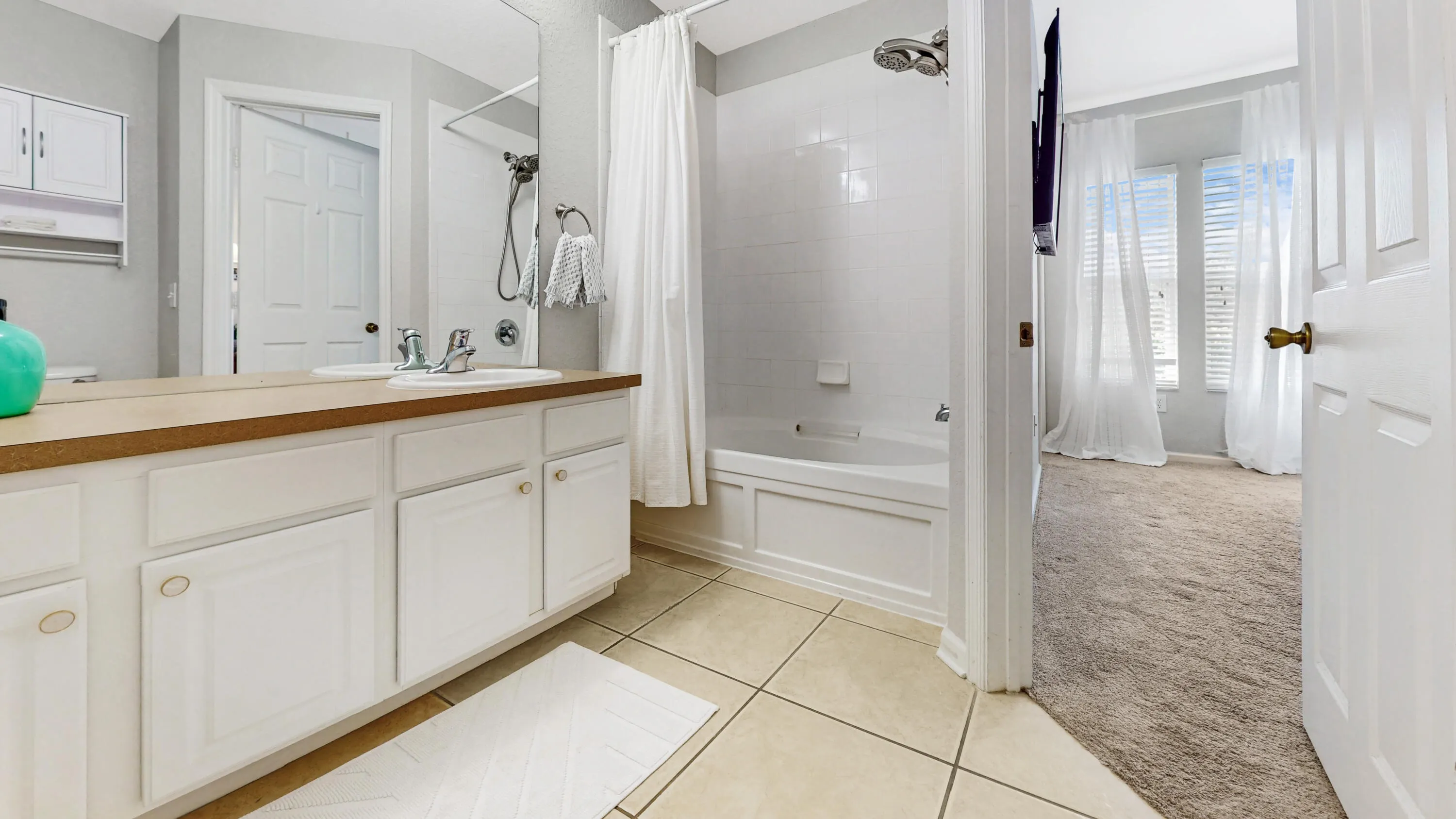 7650 Sir Kaufmann Court