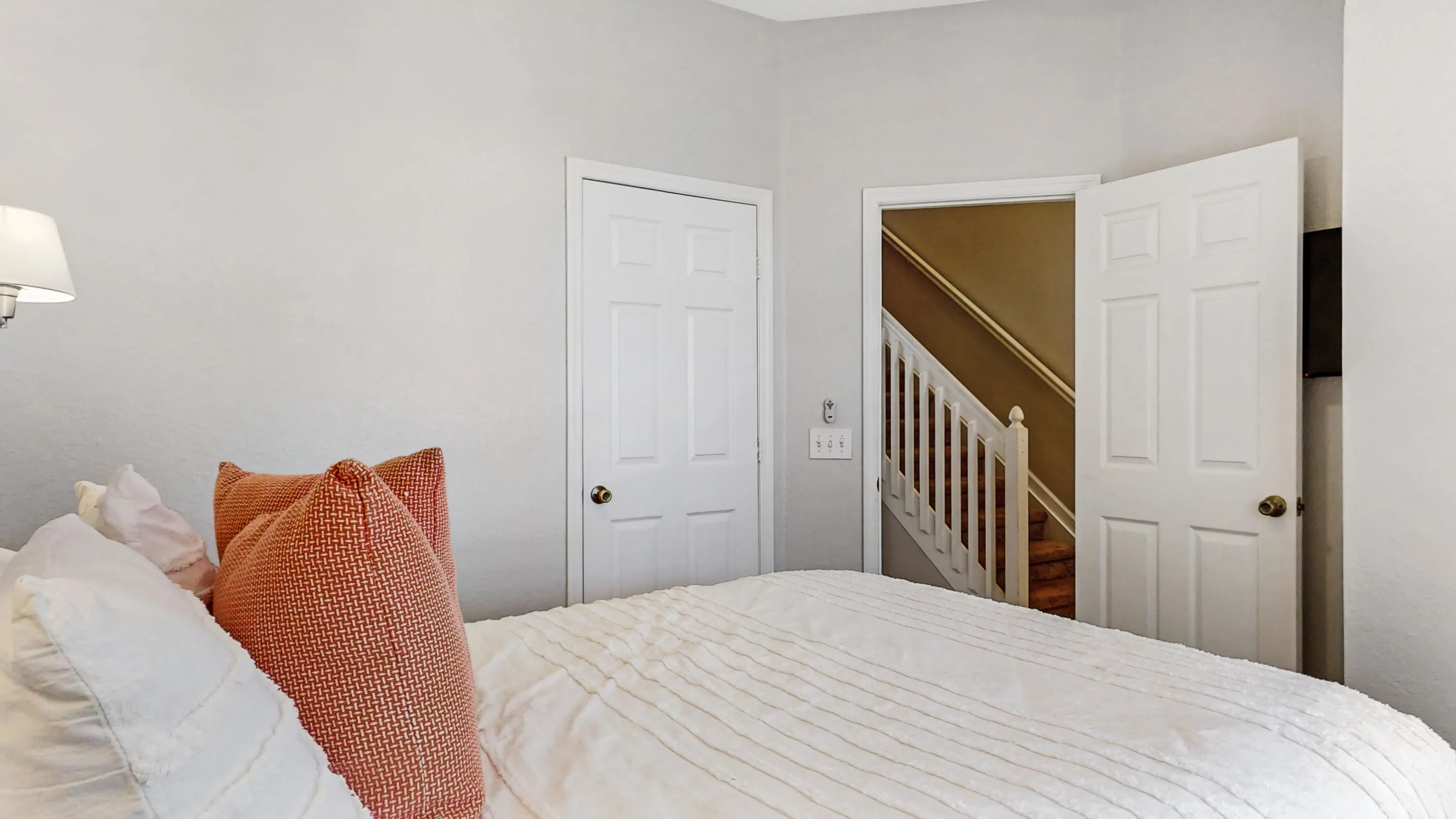 7650 Sir Kaufmann Court