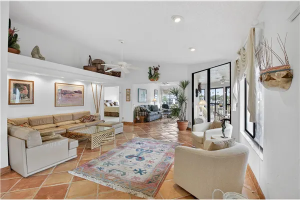 7320 Clunie Place #13906