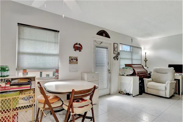 4076 Newport Q #4076