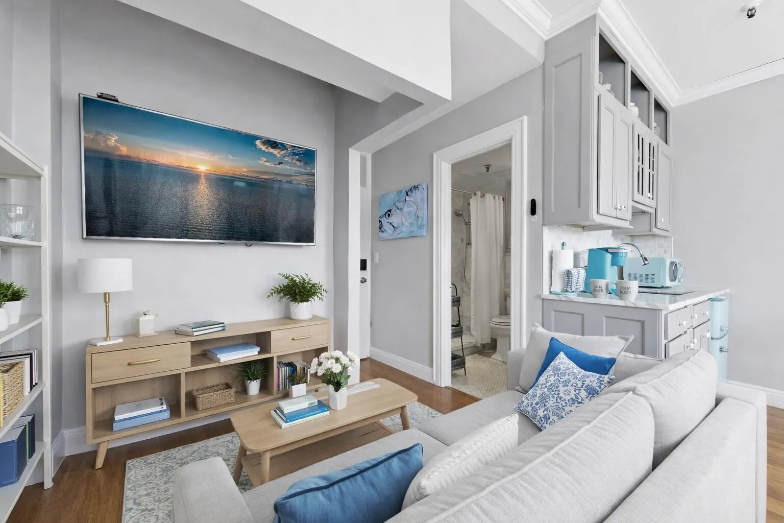 235 Sunrise Avenue #3013