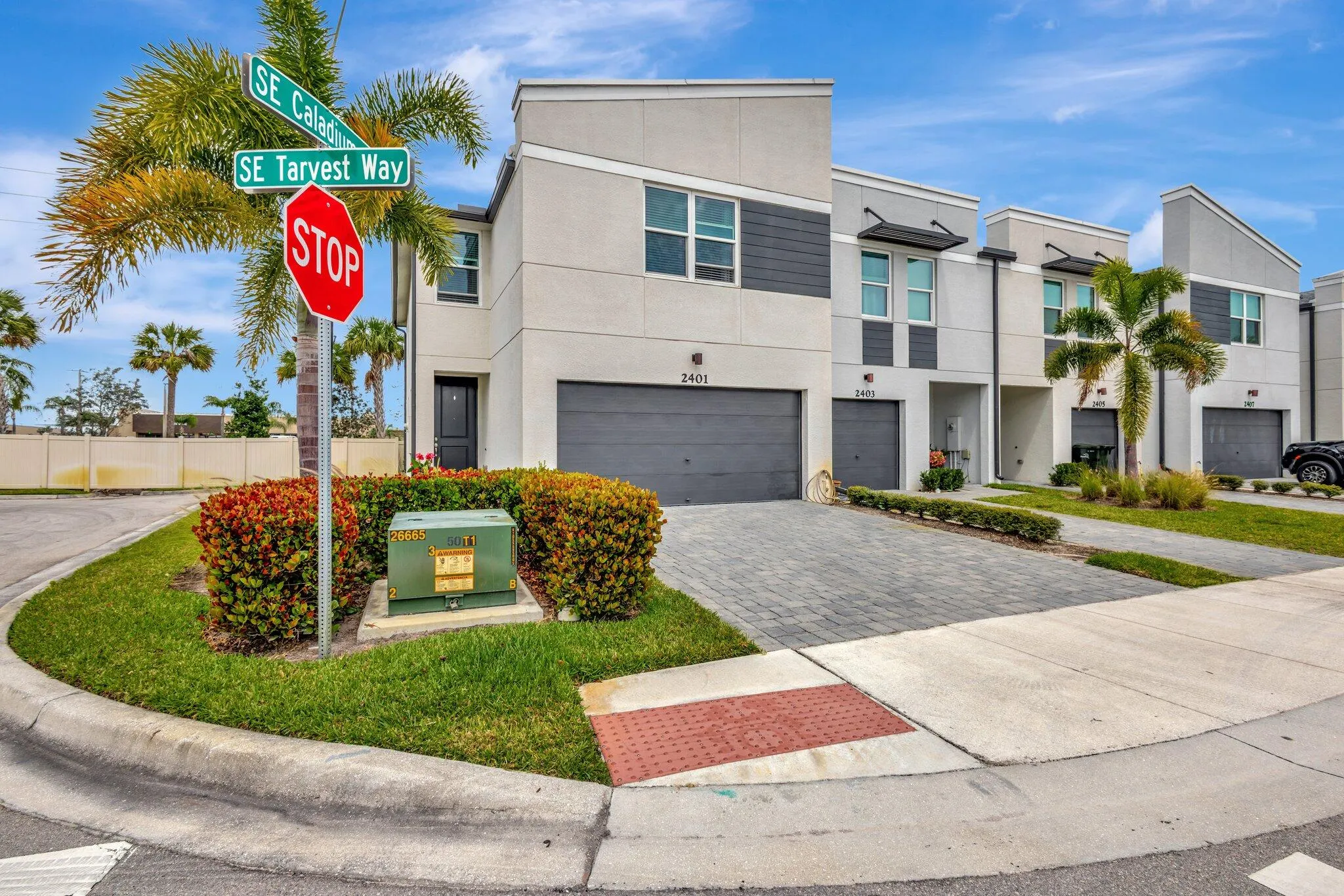 2401 SE Tarvest Way