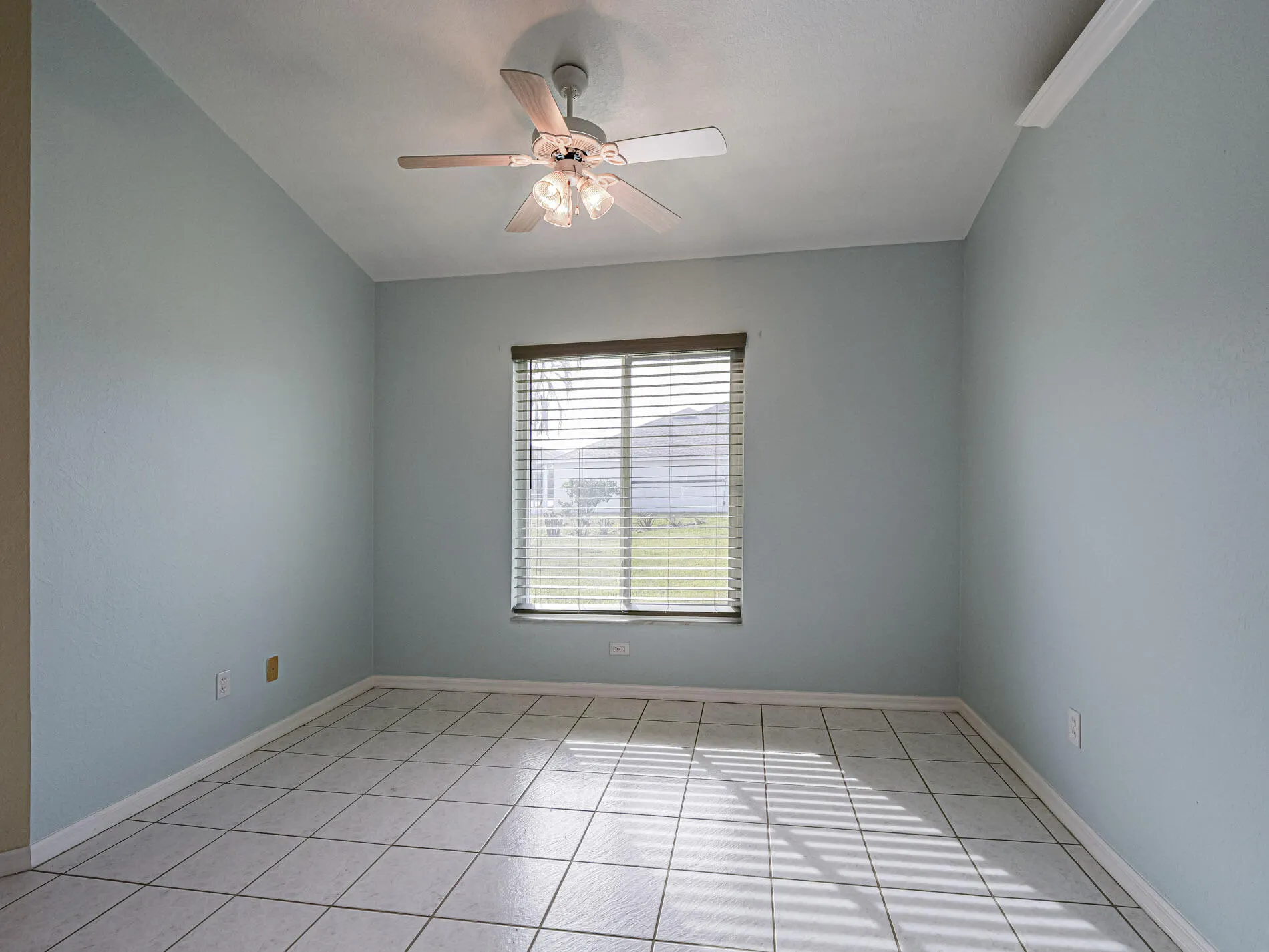 3816 Sunbeam Court