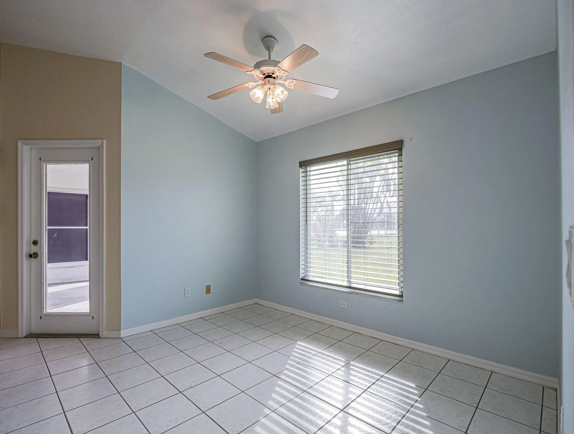 3816 Sunbeam Court