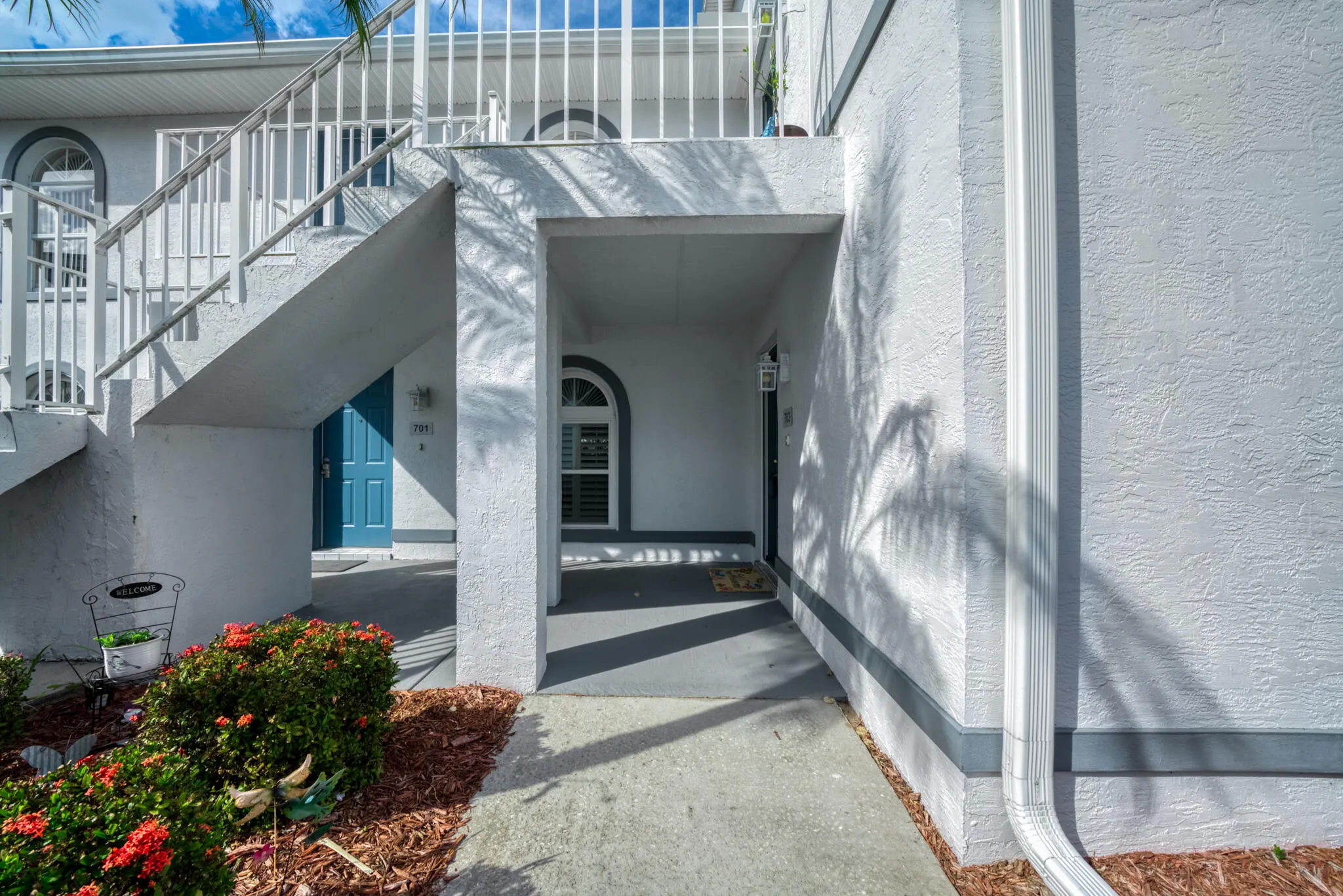 703 Chelsee Way