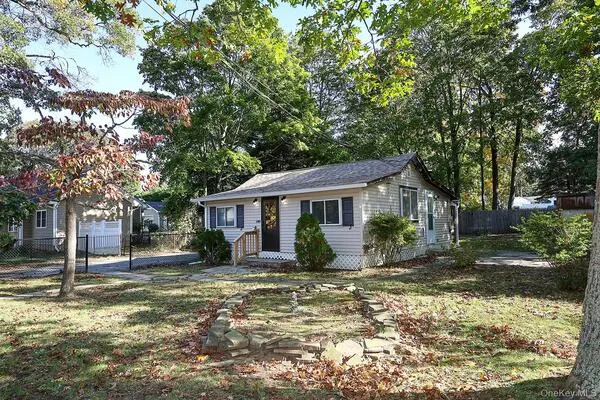 7 Hawthorne Ave