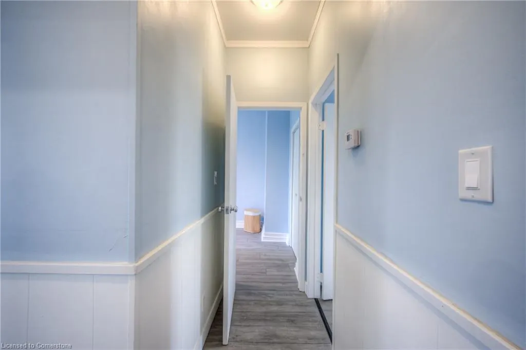 332 Queen Street W